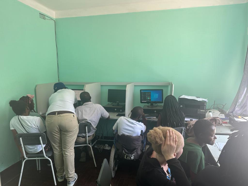 Digital training for people with disabilities